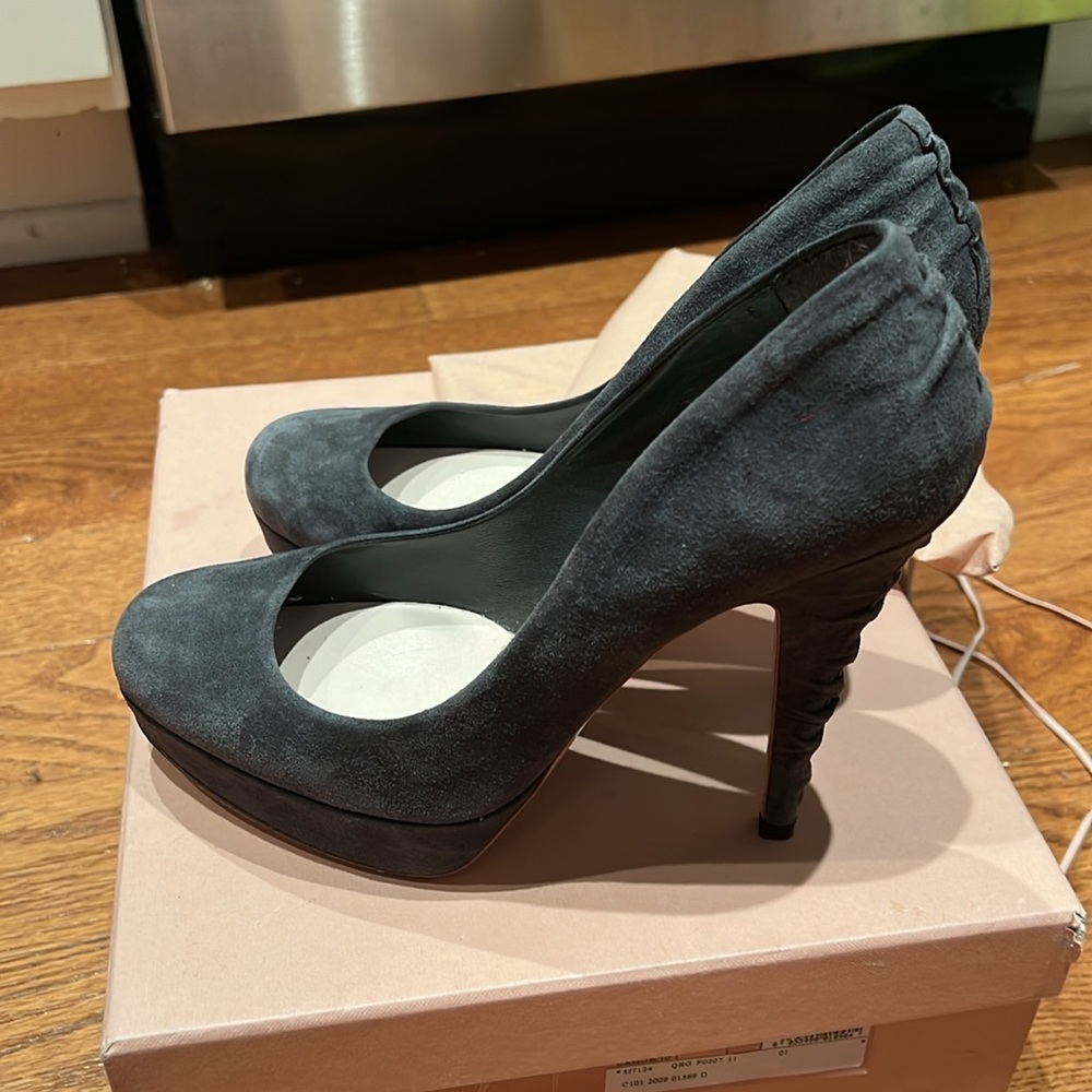 MIU MIU grey heels LIKE NEW!